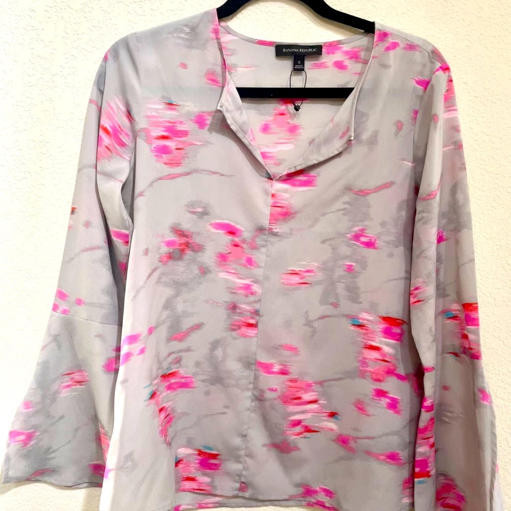 Banana Republic 70’s Style Top